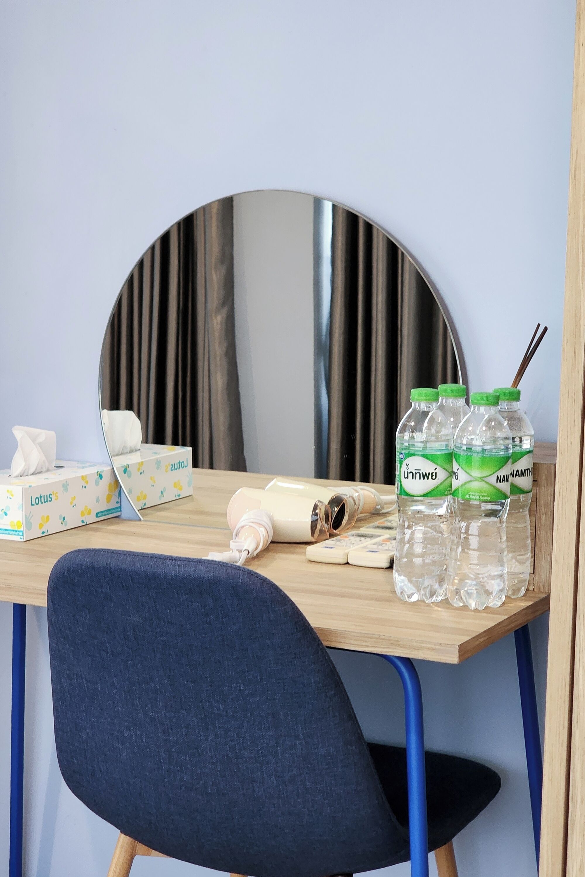 family room with 8 bed with private bath | free wifi, bed sheets