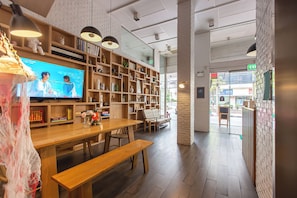 Lobby - Simply Sleep Hostel (Bangkok)