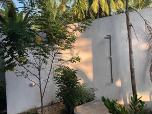 Property grounds - Villa White (Hikkaduwa)