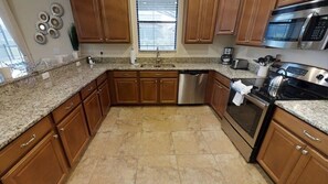Shared kitchen - Aco240235 - Champions Gate Resort - 6 Bed 6 Baths Hotel (Davenport)