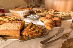 Breakfast area - Albergo Bucaneve (Pievepelago)