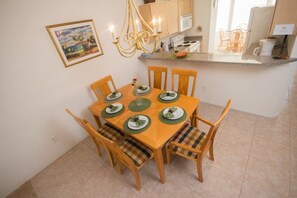 Family Townhome, Balcony, Garden Area | Dining