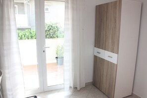 Studio Classique, 1 grand lit (15)