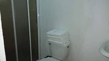 Shower, towels