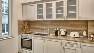 Apartamento City, varias camas, no fumadores | Cocina privada | Frigorífico grande, microondas, horno y placa de cocina