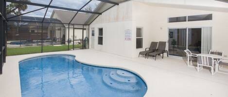 2 outdoor pools, pool umbrellas, pool loungers