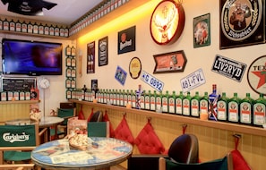 Daily cooked-to-order breakfast for a fee - Barri Antic Hostel & Pub (Andorra la Vella)