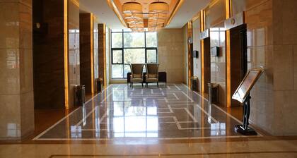QueenSir International Hotel