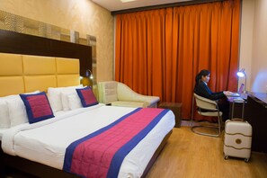 Deluxe Room | In-room safe, iron/ironing board, free WiFi - Hotel RV Homes (Gurugram)