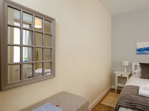 Apartment, 1 Queen-Bett und Schlafsofa | 1 Schlafzimmer, laptopgeeigneter Arbeitsplatz, Bügeleisen/Bügelbrett