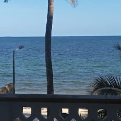 Superior Room (Sea Front) | Pemandangan pantai/laut