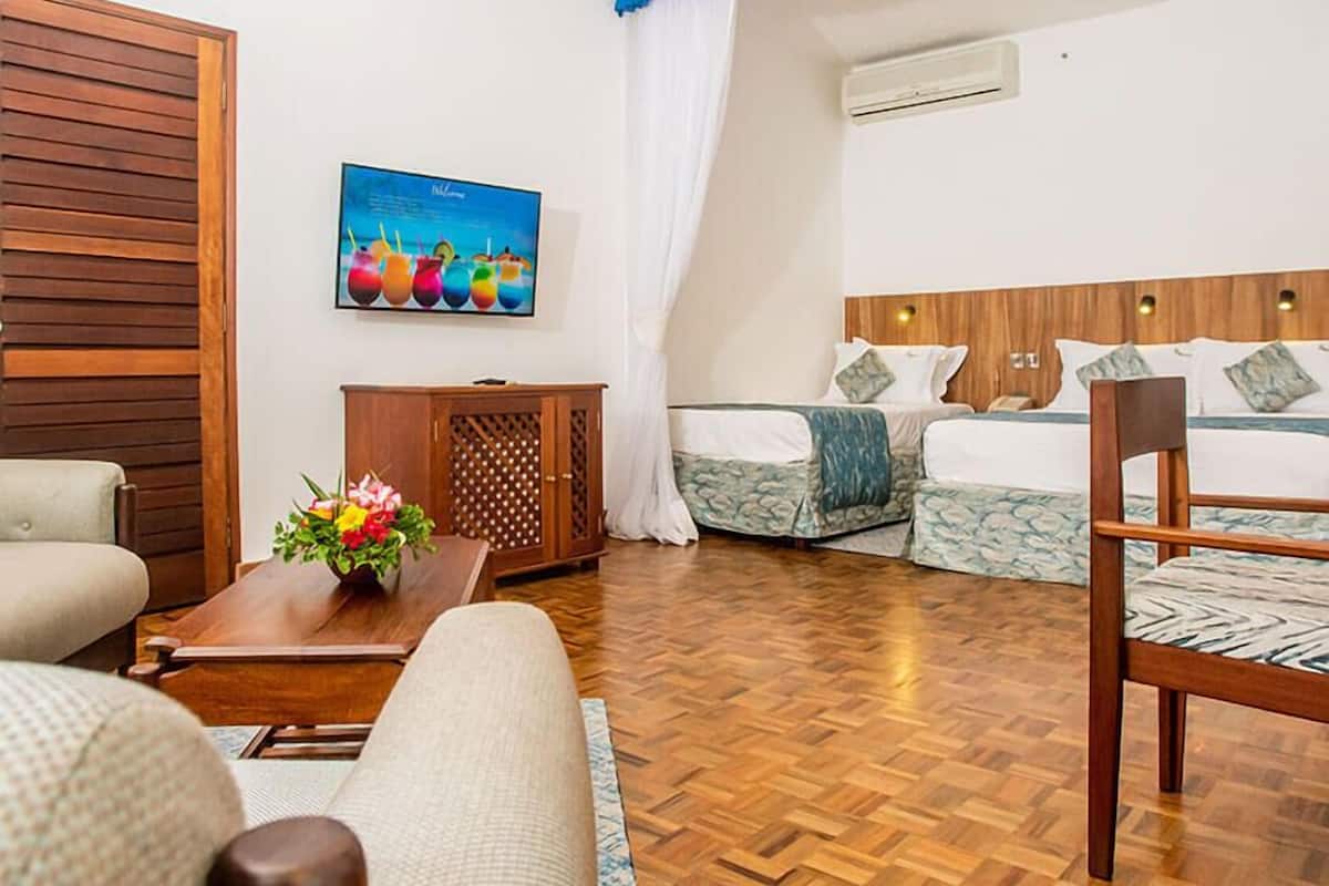 Habitación estándar con 1 cama doble o 2 individuales | Sábanas de algodón egipcio, ropa de cama de alta calidad, caja fuerte