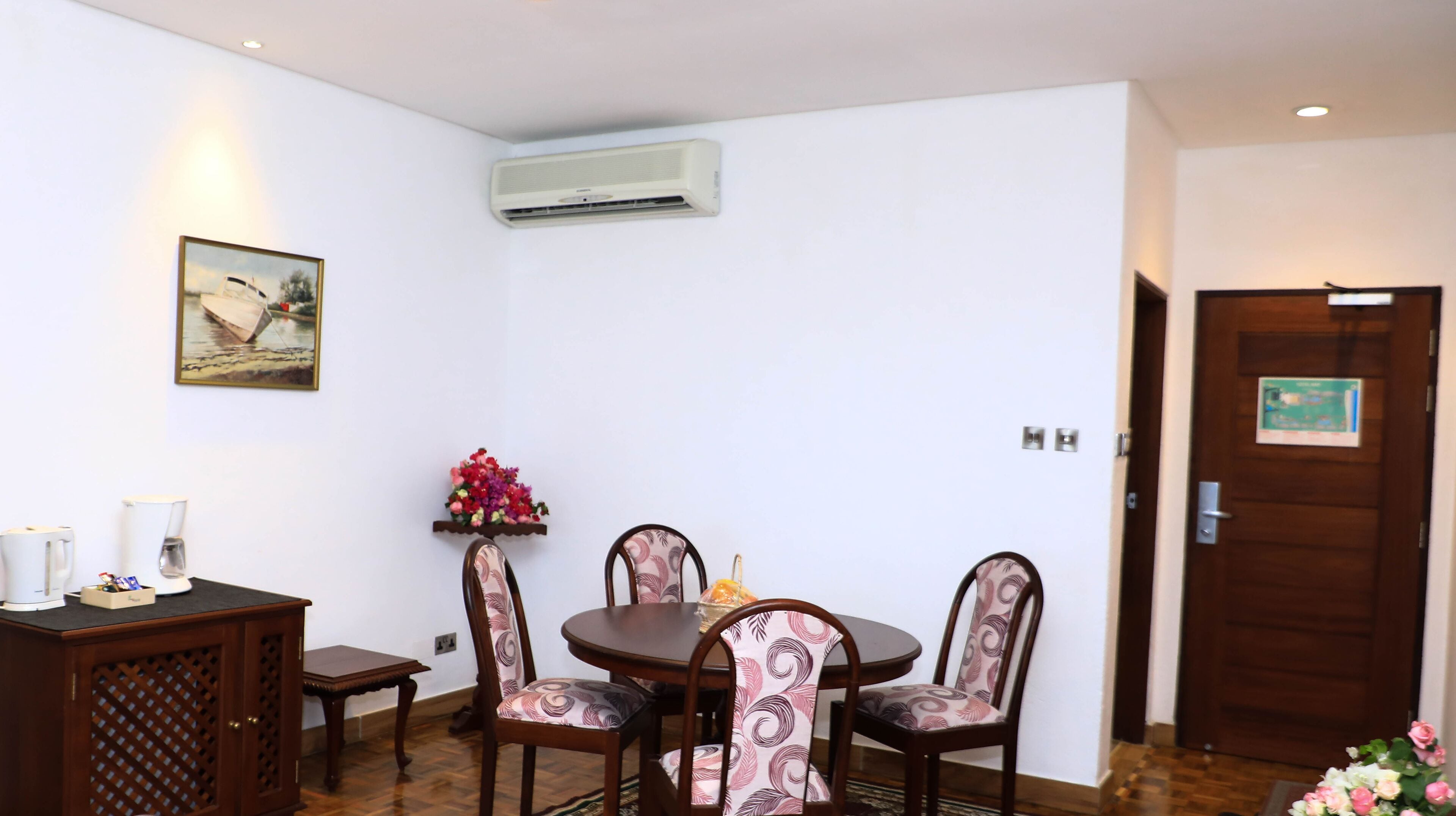 junior suite | living area | 32-inch smart tv with cable channels, tv