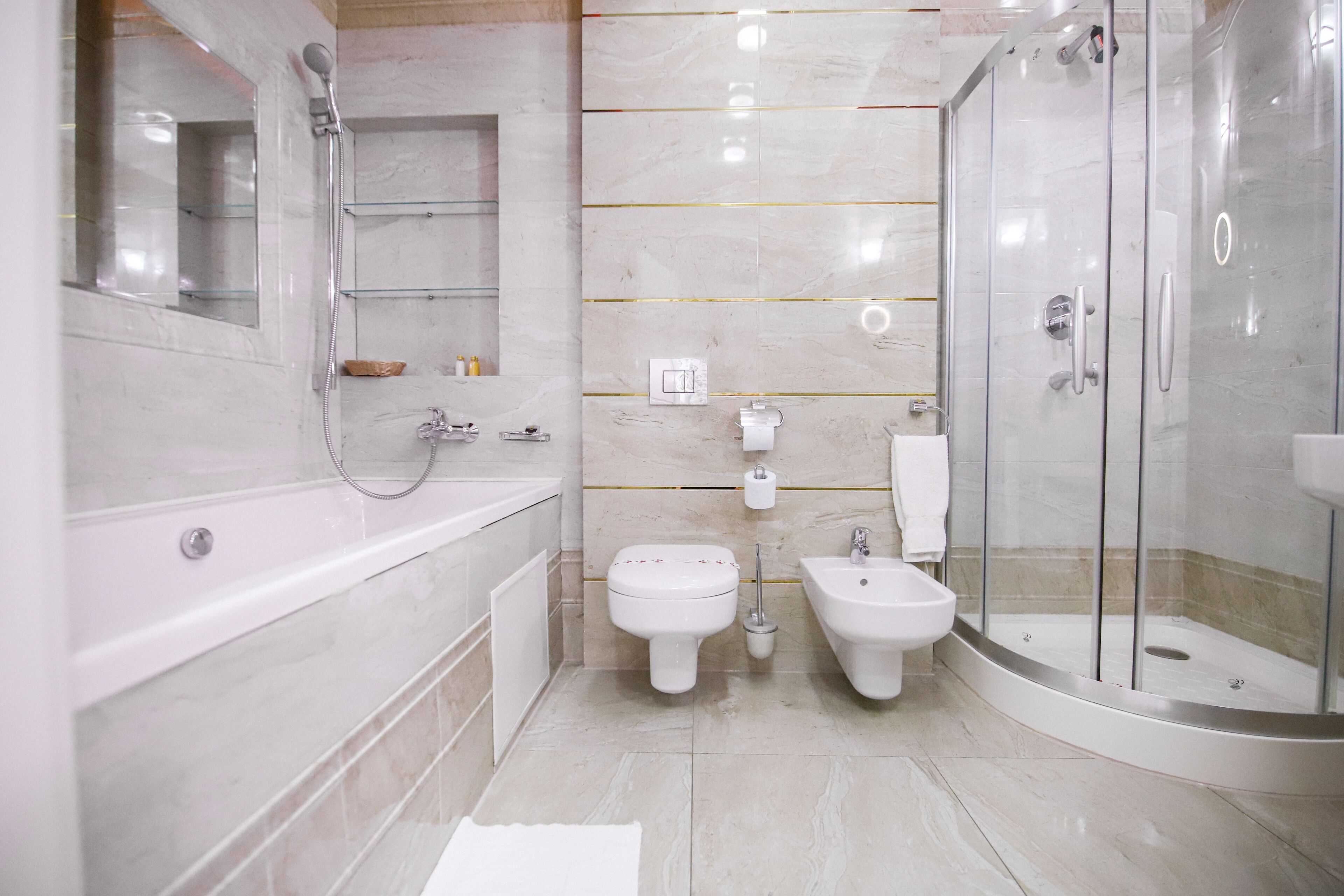 淋浴設備、免費盥洗用品、吹風機、拖鞋