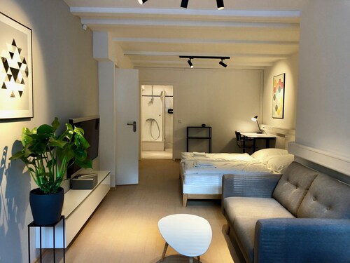 Alster Waterfront City Apartments
