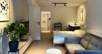 Alster Waterfront City Apartments