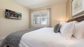 Family Villa, Hot Tub, Garden Area | 6 bedrooms, laptop workspace, iron/ironing board, bed sheets - Je63118 - The Encore Club Resort - 6 Bed 5.5 Baths Villa (Kissimmee)
