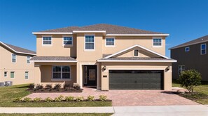 Front of property - Je63118 - The Encore Club Resort - 6 Bed 5.5 Baths Villa (Kissimmee)
