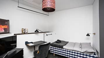 Standard Room, Skylight Window | Ropa de cama de alta calidad, edredones de plumas, caja fuerte