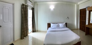 Standard Double Room | Blackout curtains, free WiFi