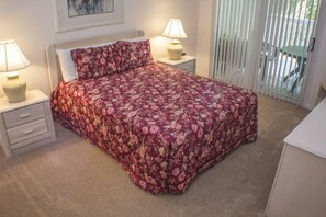 Familienapartment, Küche, zum Garten hin