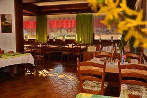 Restaurant - Hotel Vulkanstüble (Vogtsburg)