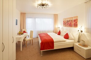 Desk, free WiFi - Pension Gimpel (Bad Wildungen)