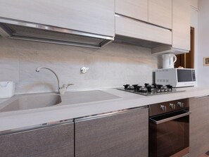 Appartamento, 1 camera da letto, non fumatori | Angolo cottura privato | Frigorifero, microonde, forno, piano cottura