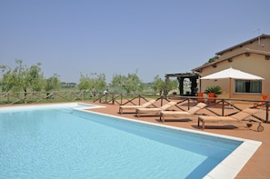 Villa, 4 chambres | Vue sur le jardin