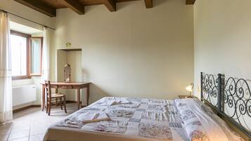 Family Room, Connecting Rooms, Hill View (Uva) | 1 bedroom, individually decorated, desk, bed sheets