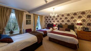 Habitación familiar | Wifi gratis y ropa de cama