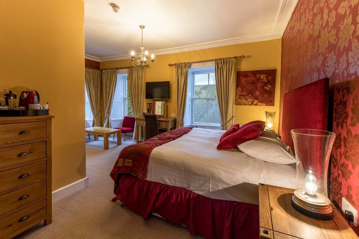 Deluxe Double Room | WiFi (free), bed sheets
