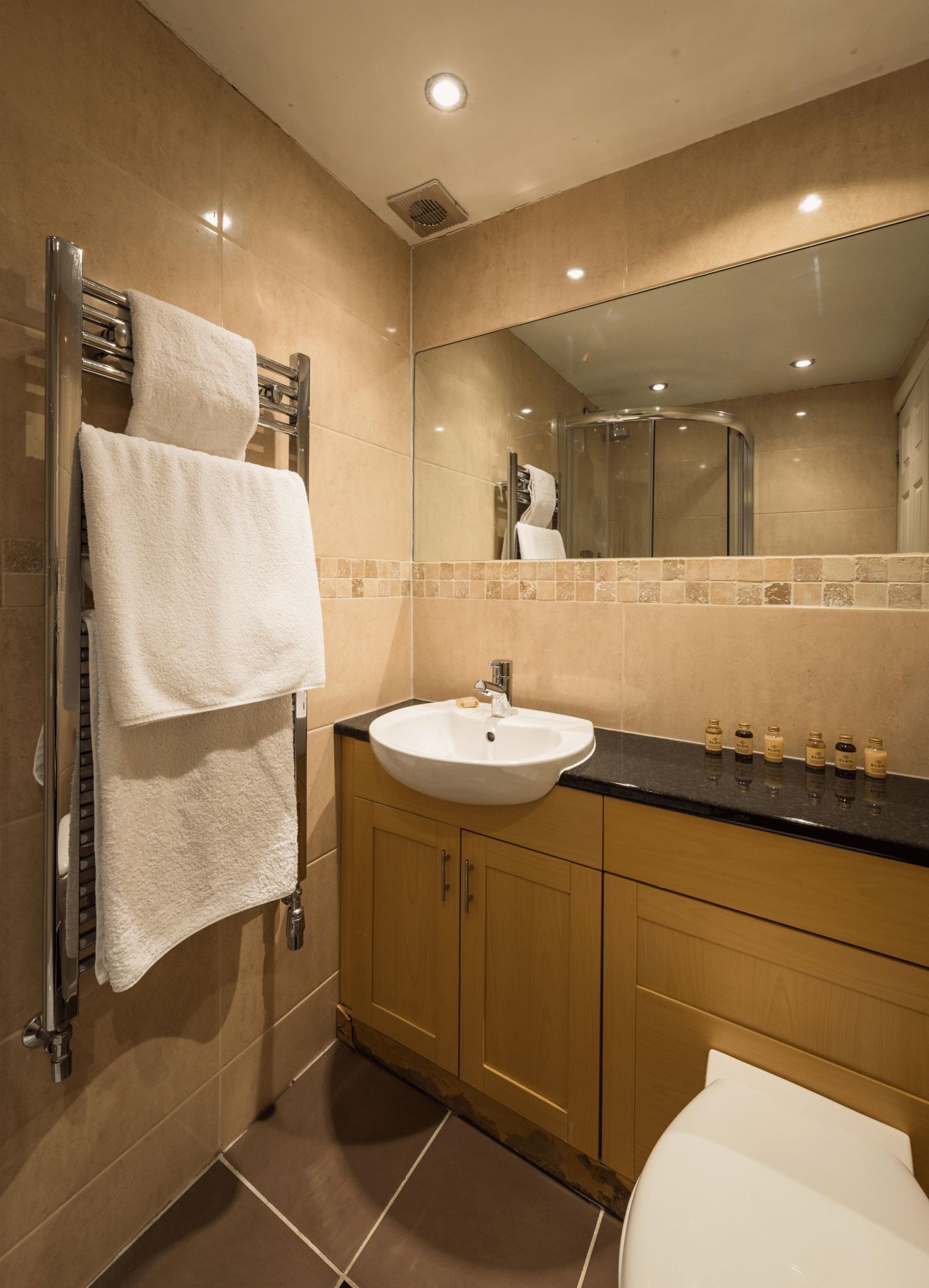 double or twin room | bathroom | towels
