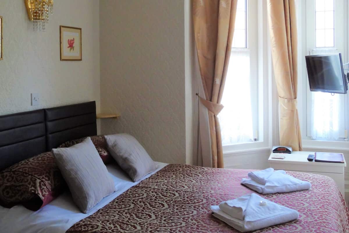 Chambre Double | Coffres-forts dans les chambres, bureau