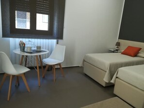 Junior Suite | In-room safe, blackout drapes, soundproofing, free WiFi - Porta Piccola (Castellaneta)