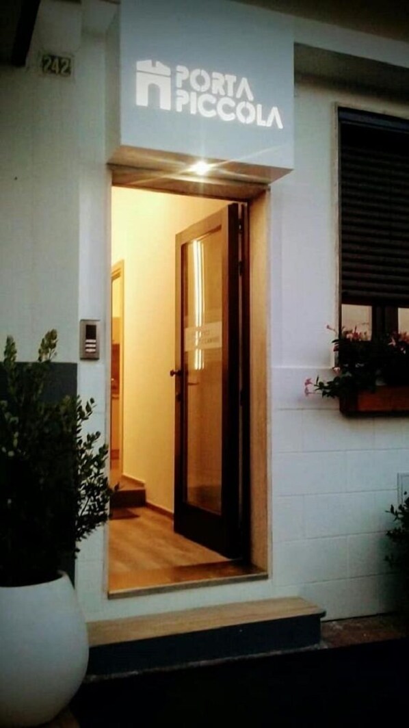 Exterior - Porta Piccola (Castellaneta)