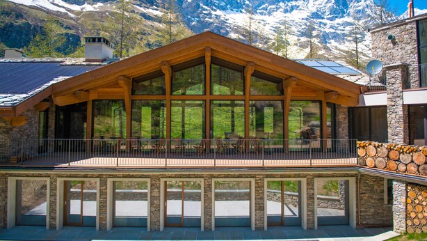 Exterior - Les Neiges d'Antan (Valtournenche)