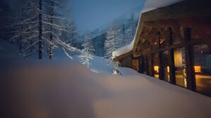 Front of property - Les Neiges d'Antan (Valtournenche)