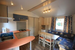 Nhà di động Tiêu chuẩn, phù hợp cho người khuyết tật | Khu phòng khách