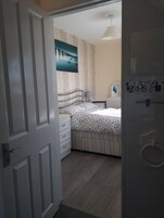Comfort Double Room, 1 Double Bed, Non Smoking | Hypo-allergenic bedding, individually decorated, individually furnished