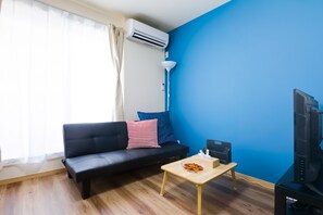 Televisión de pantalla plana, reproductor de DVD