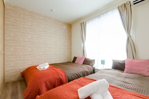 Tabla de planchar con plancha y wifi gratis 