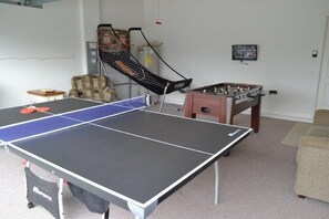 Villa familiar, hidromasaje, en el área del jardín | Instalaciones deportivas