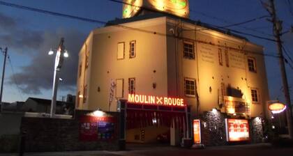 HOTEL MOULIN ROUGE - Adults Only