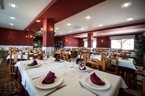 Restaurant - Hostal La Bartola (Córdoba)