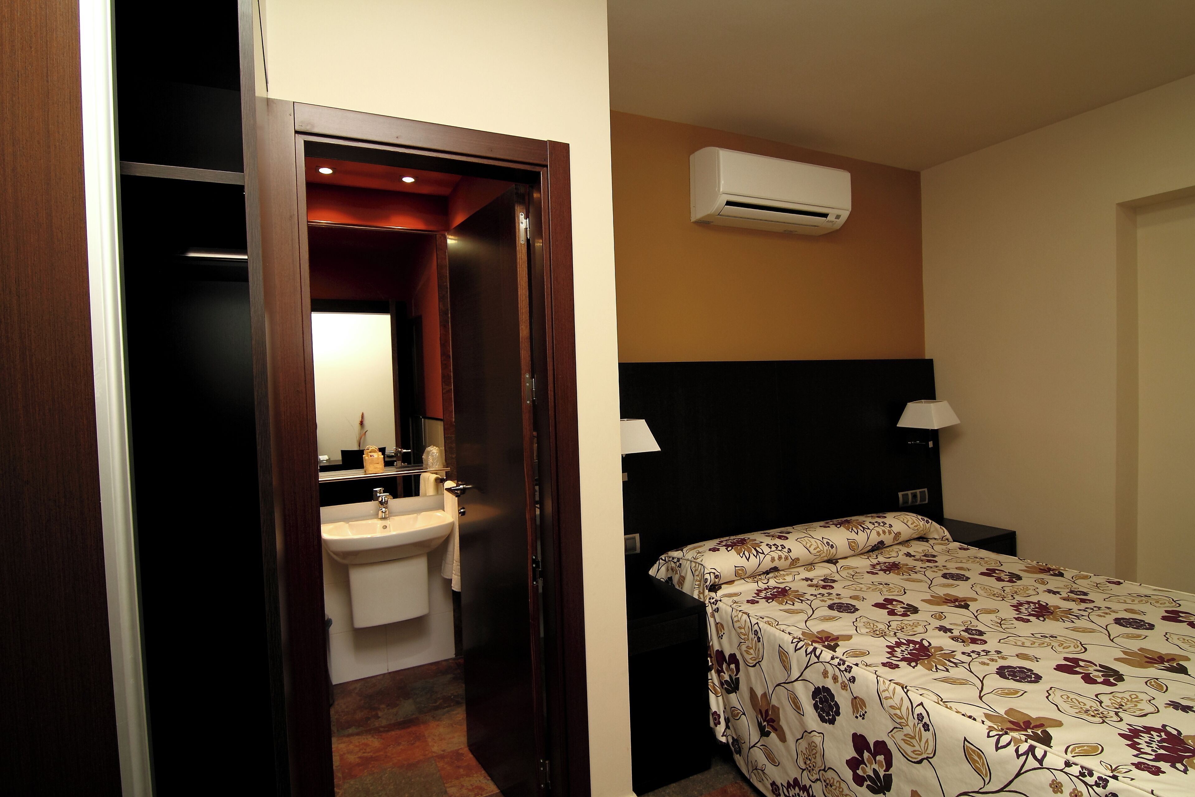 Foto - Hostal Restaurante La Bartola