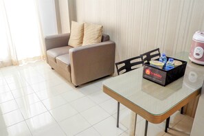 Room | Living area | TV