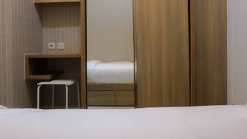 Quarto | 2 quartos, escrivaninha, Wi-Fi de cortesia, roupa de cama