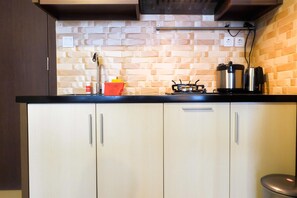 Room | Private kitchen - Best Location The H Residence Apartment (Jakarta)