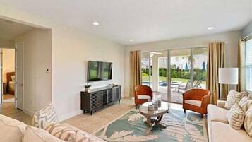 Family Villa, Multiple Bedrooms, Garden Area | Lobby